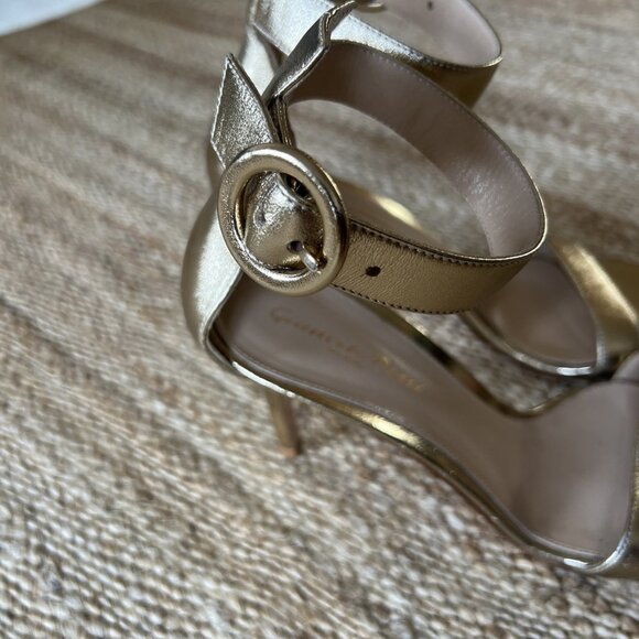 GIANVITO ROSSI Milano Gold Leather Portofino 105 Ankle Strap Heels - Picture 4 of 10